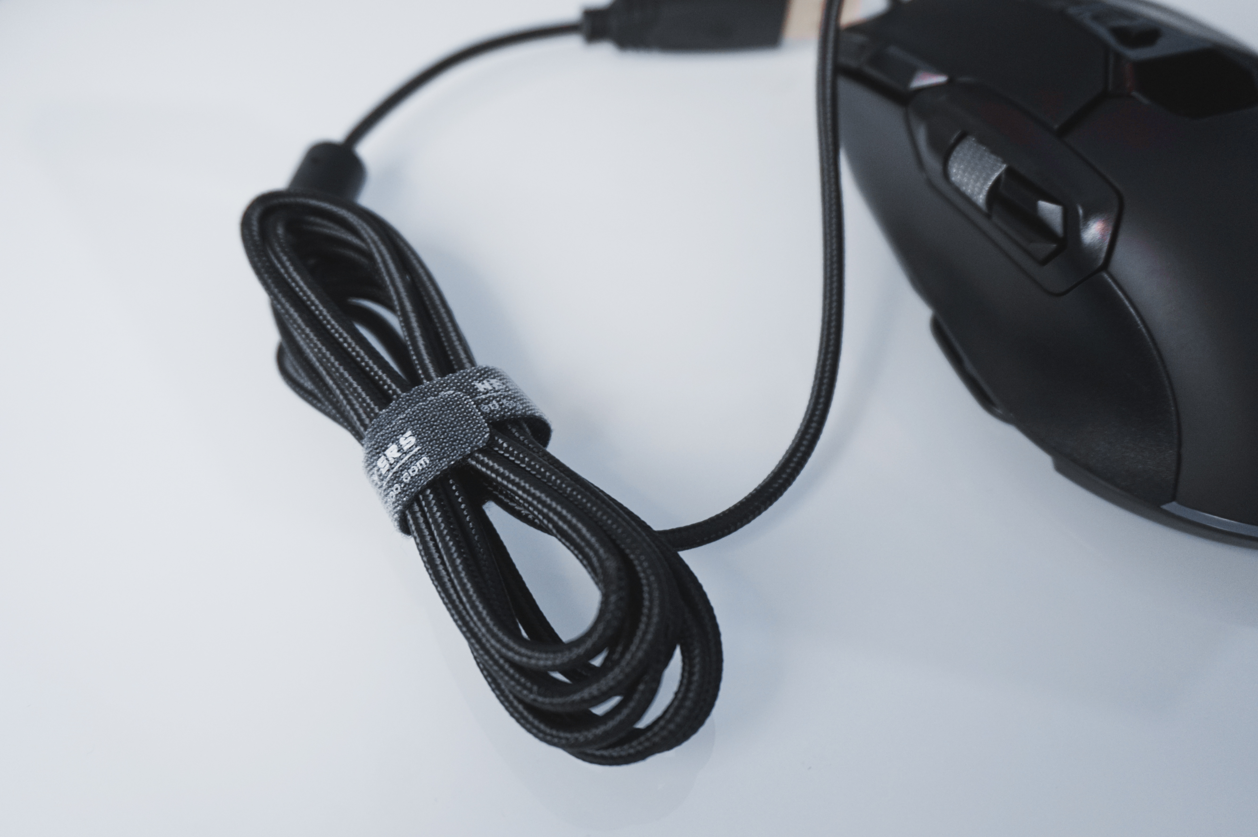 百元“小罗技”，雷柏 V330 RGB游戏鼠标 开箱