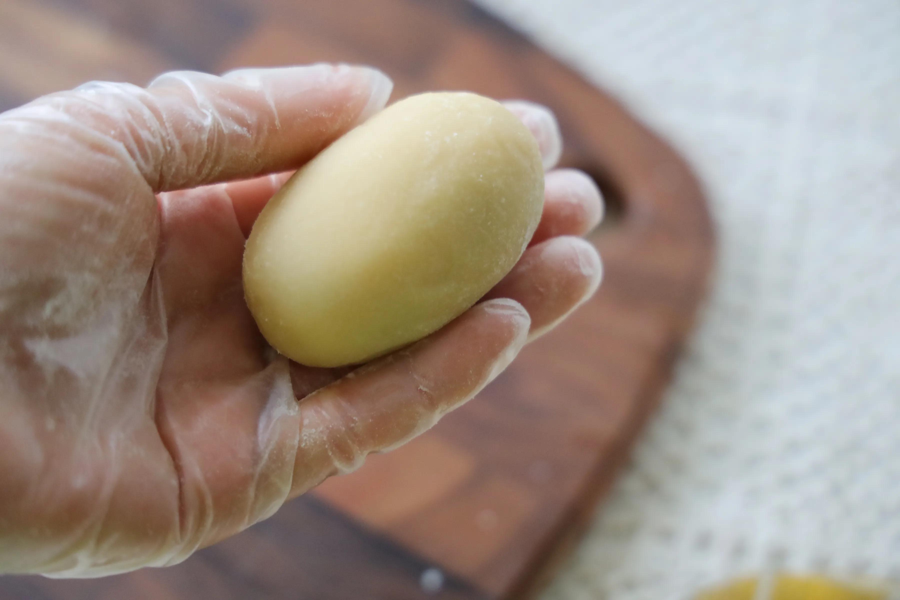 火爆全网的花生月饼，搭配豪华的五仁馅料，吃一口就停不下来