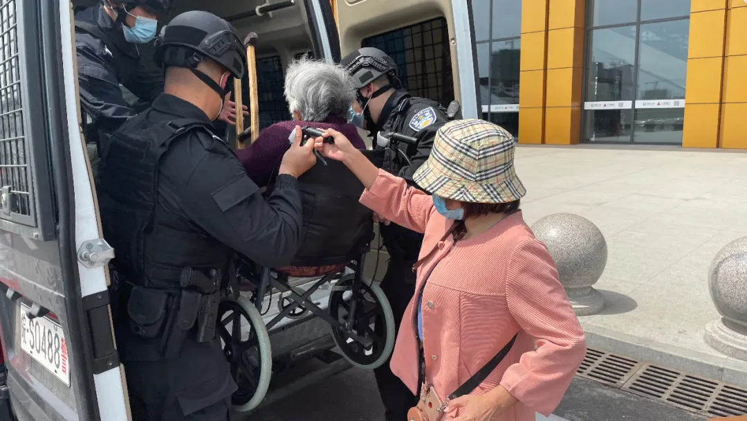出门见警!看亳州特警的“五一时光”