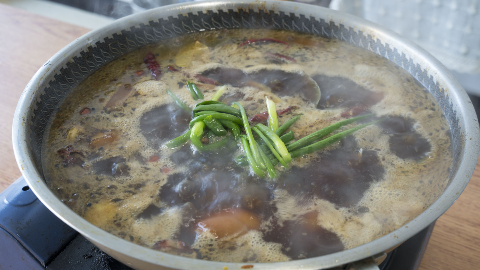 想吃鹵豬蹄別去買了，秘製配方技巧全部告訴你，學會都可以開店了