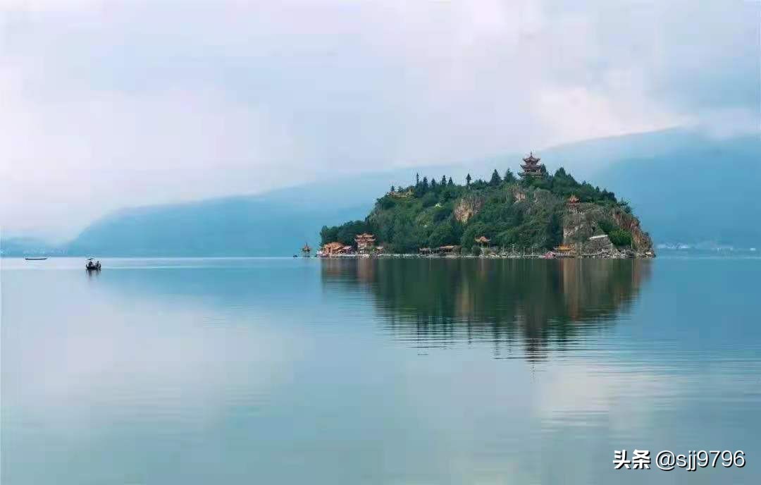 武汉好人圈志愿服务协会志愿者昆明疗养旅行圆满结束