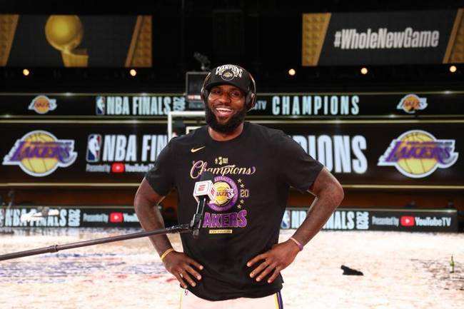 詹姆斯續約後的五大猜想：和Bronny同場競技，NBA生涯保底4萬分！-黑特籃球-NBA新聞影音圖片分享社區