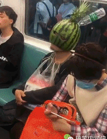 搞笑gif神评：听说男生都好羡慕这样的职业