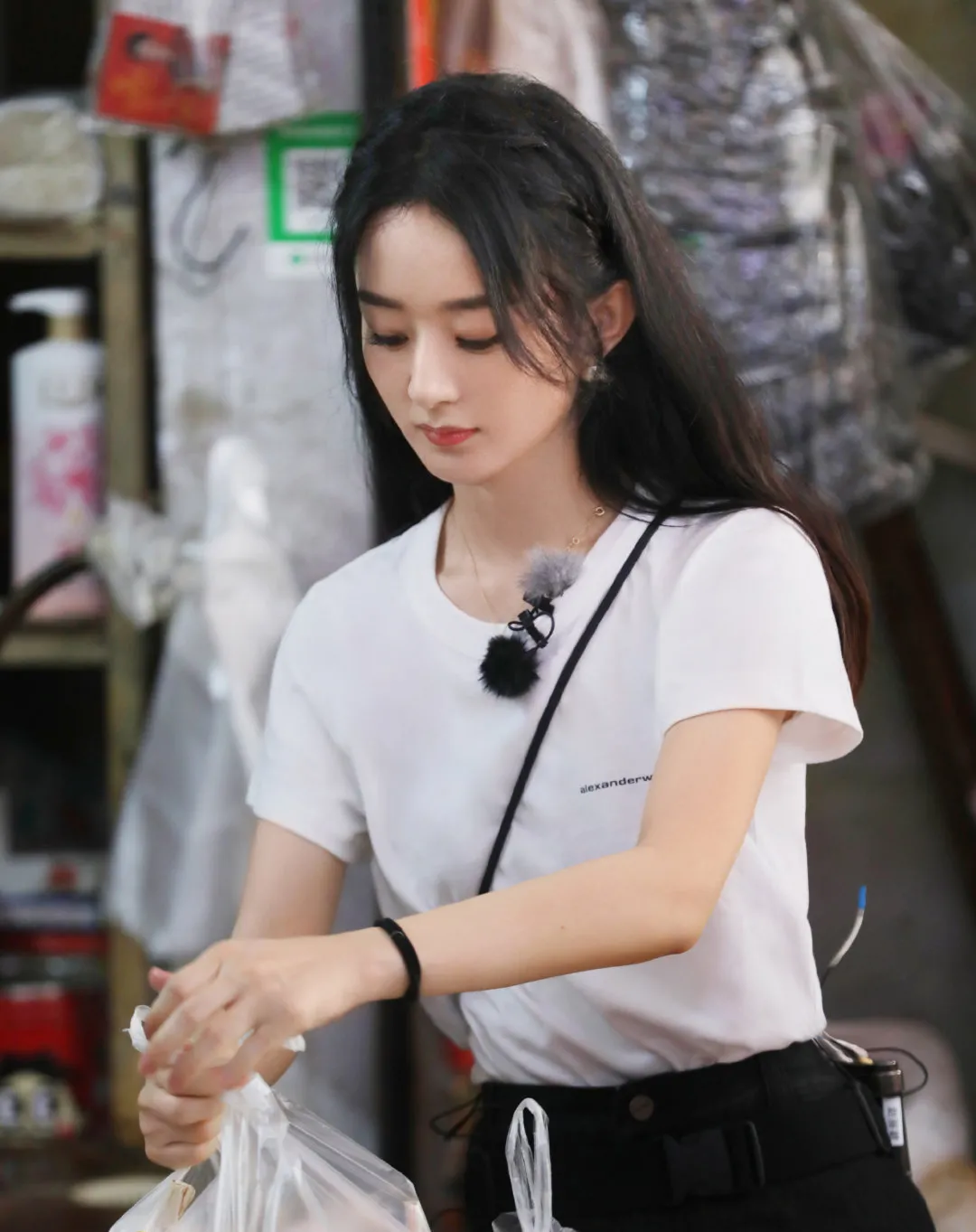 《中餐厅》开播有哪些看点？赵丽颖情绪崩溃，黄晓明被坑到累脱妆