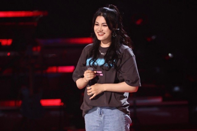 柳云龙19岁女儿参加好声音，6位导师为其转身！