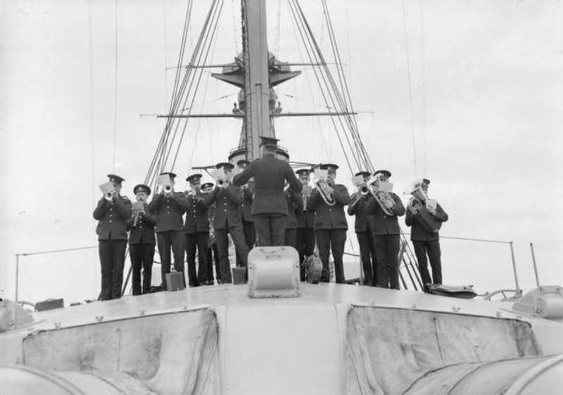 怕鱼雷，防鱼雷，仍殒命鱼雷——浅话英国“皇家橡树”号战列舰