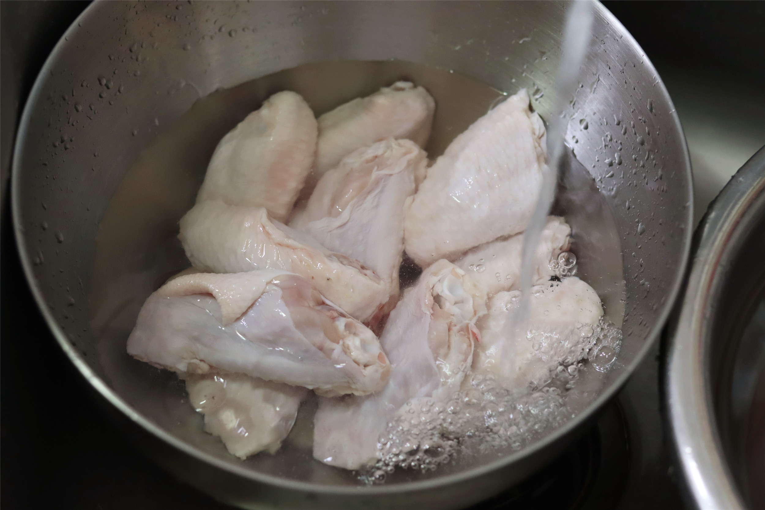 孩子的解馋菜，从可乐鸡翅开始，标准做法一步步教你，几乎零失败