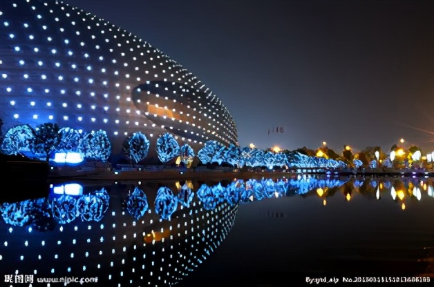 深圳奇迹是谁创造的？当年4个经济特区，为什么