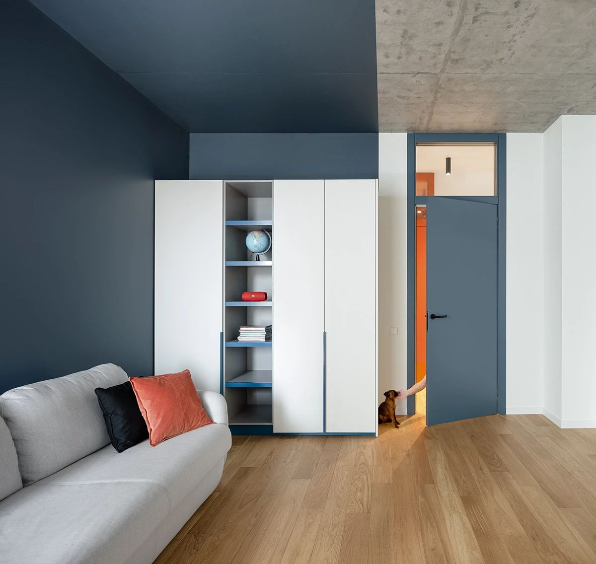 科普 ┃ 墙纸和乳胶漆的对比，新型墙面涂料别瞎用 ┃ 南京装修