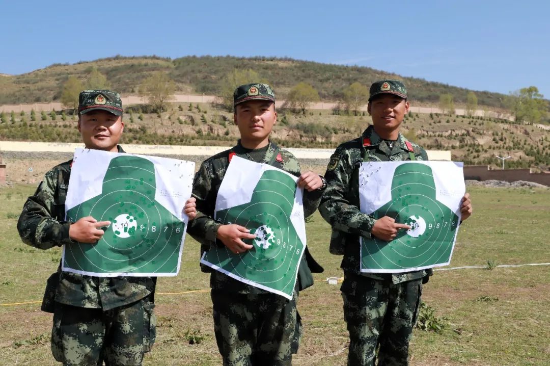 �侯<a href=http://www.cngansu.cn/news/ target=_blank class=infotextkey>����</a>�ܶ��±��ţ���������������ս�Ѵ���������ĵ�һǹ