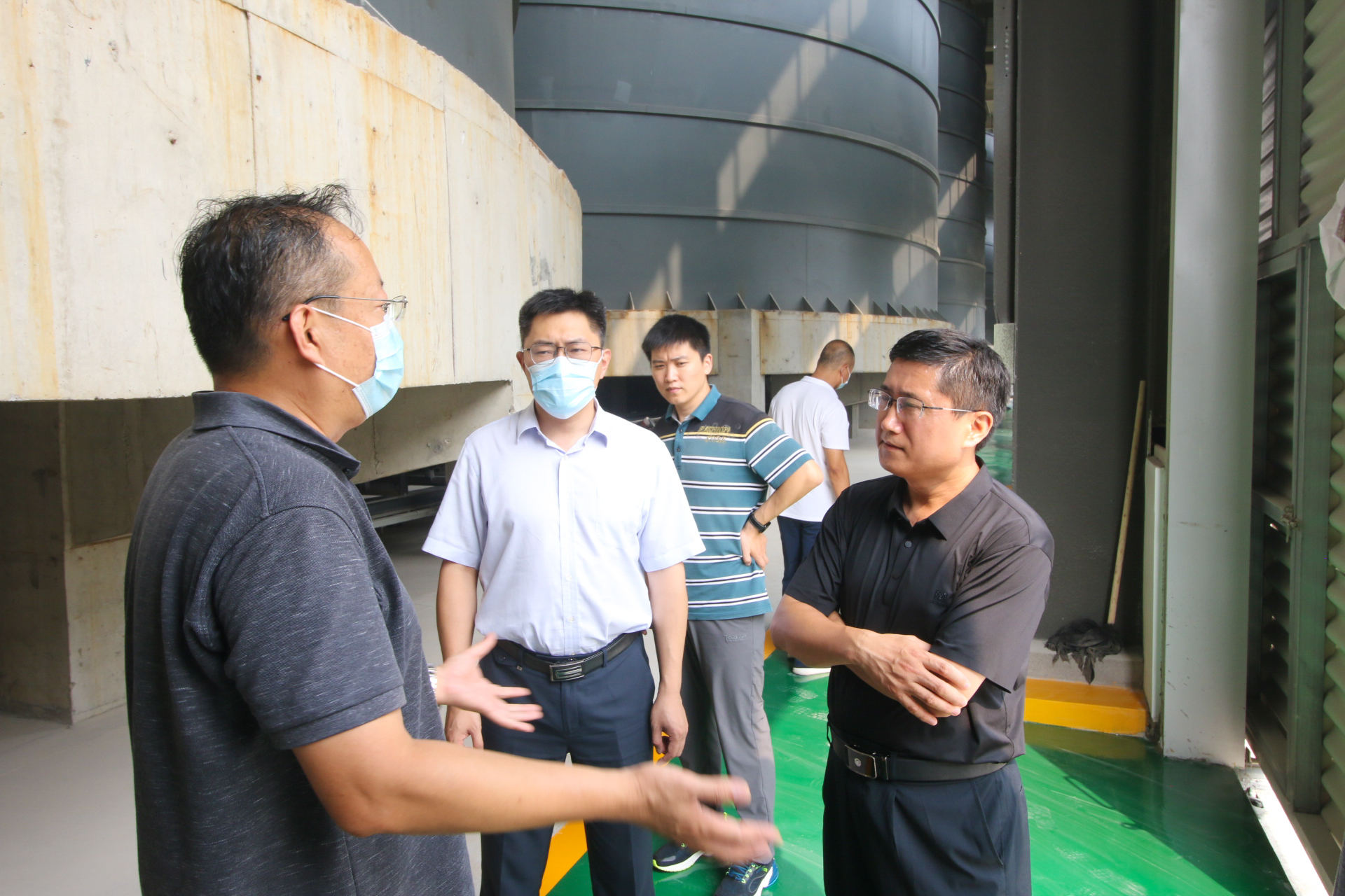 市政府研究室到济南新材料产业园区调研项目建设