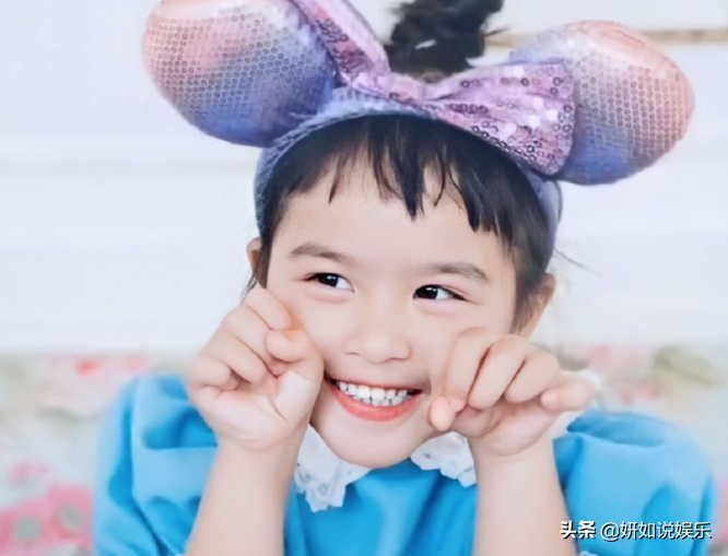 包貝爾女兒悄咪咪長大，五官越長越精緻，顏值開始朝包文婧靠攏