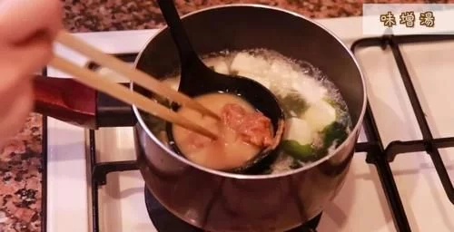 日本人早饭都吃什么？分享日式早餐，让人惊呼：这也太精致了吧