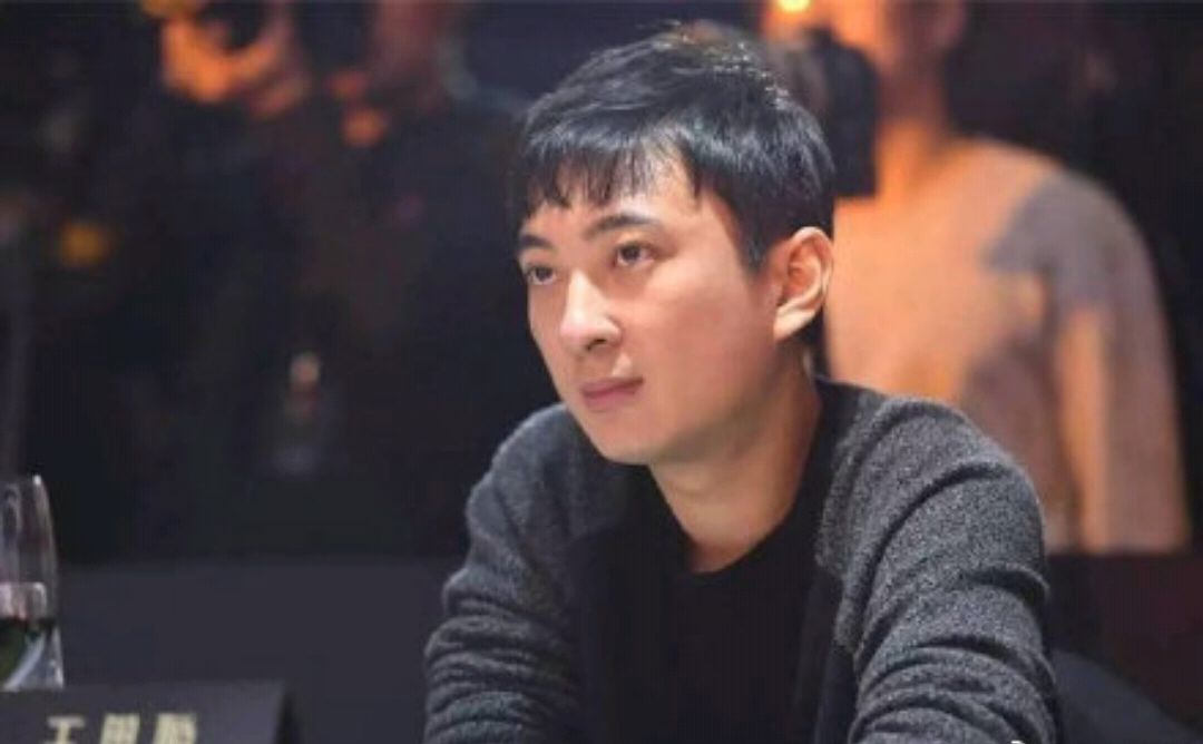 万达影城终于快要开门了，你会买票帮助王健林