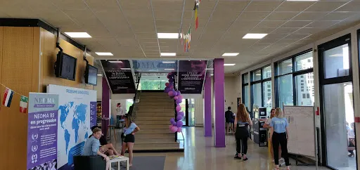 错过9月入学也不用等一整年!法国高商春季入学:失学儿童的救星