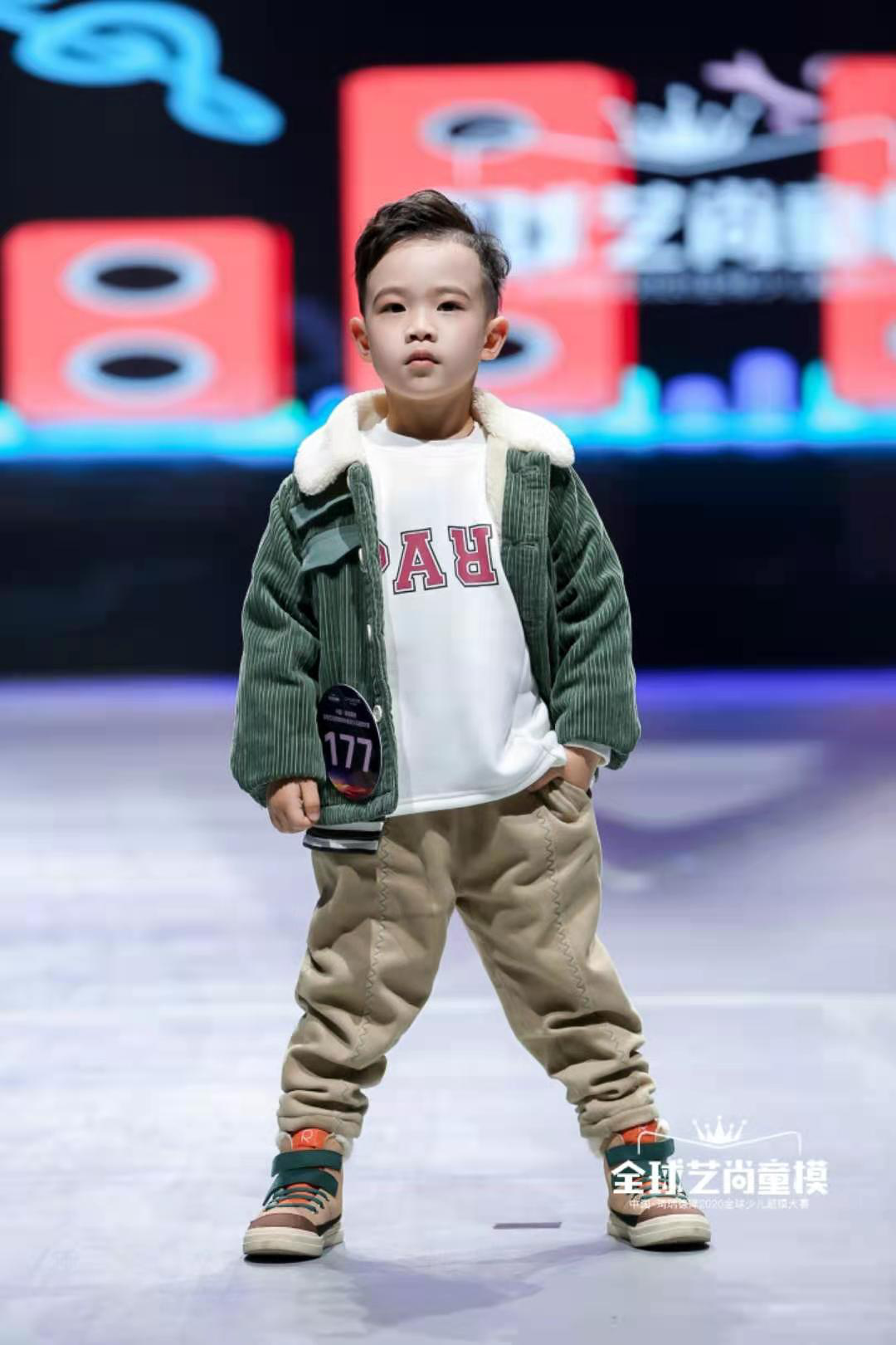 中国琦瑞德泽2020全球少儿超模大赛夏梓涵荣获幼儿组人气亚军
