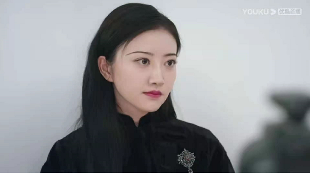 网剧《司藤》：77年后司藤复活，不过是白英的一