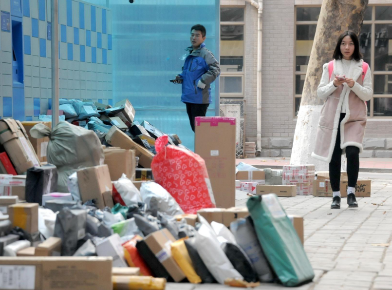 为啥很多的大学生，网购就认准淘宝、京东，坚