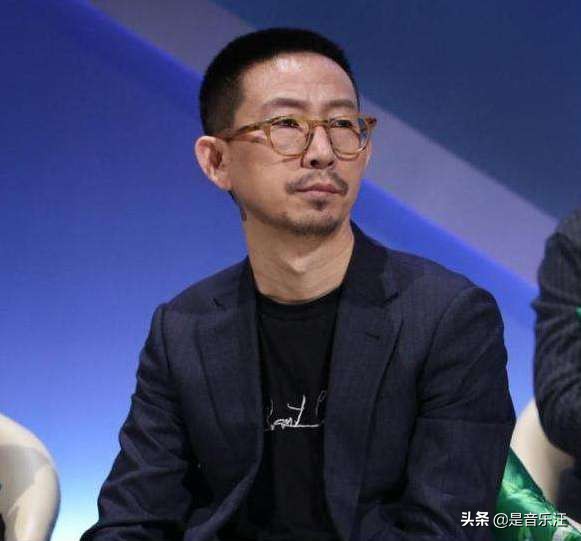 唱作人开启吐槽模式，为张艺兴“打抱不平”，就差点名丁太升