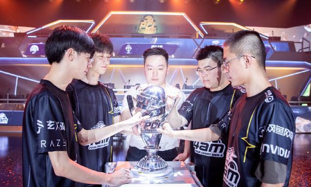 绝地求生赛场上有四大错觉！与4AM和OMG有关 只有老观众才懂的梗