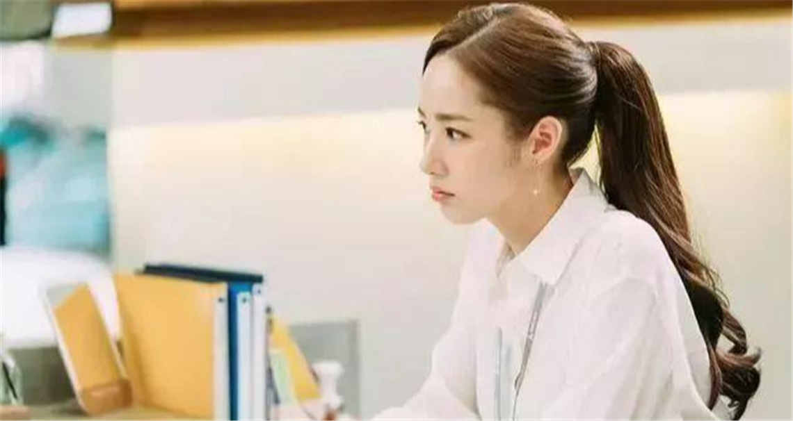 小白要求月薪六千，面试官爽快答应，入职后发现再多给三千也亏