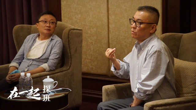 探班抗疫剧《在一起》，雷佳音演外卖小哥，杨