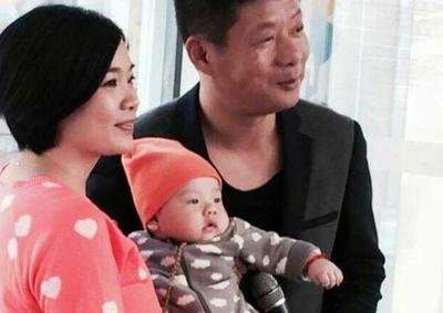 14岁成世界冠军，退役做主持人、嫁霸总转行投资，莫慧兰现状如何