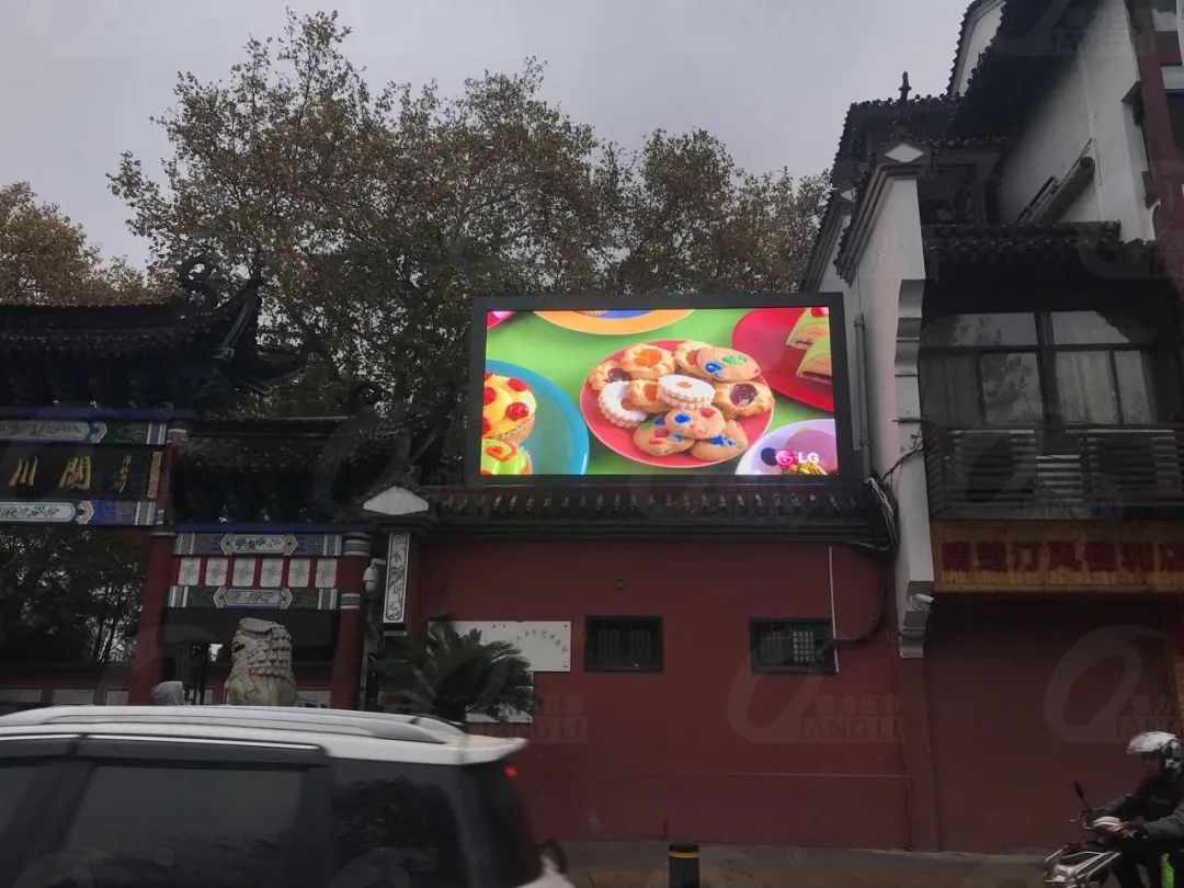 距离产生美？不！户外小间距近看也很美