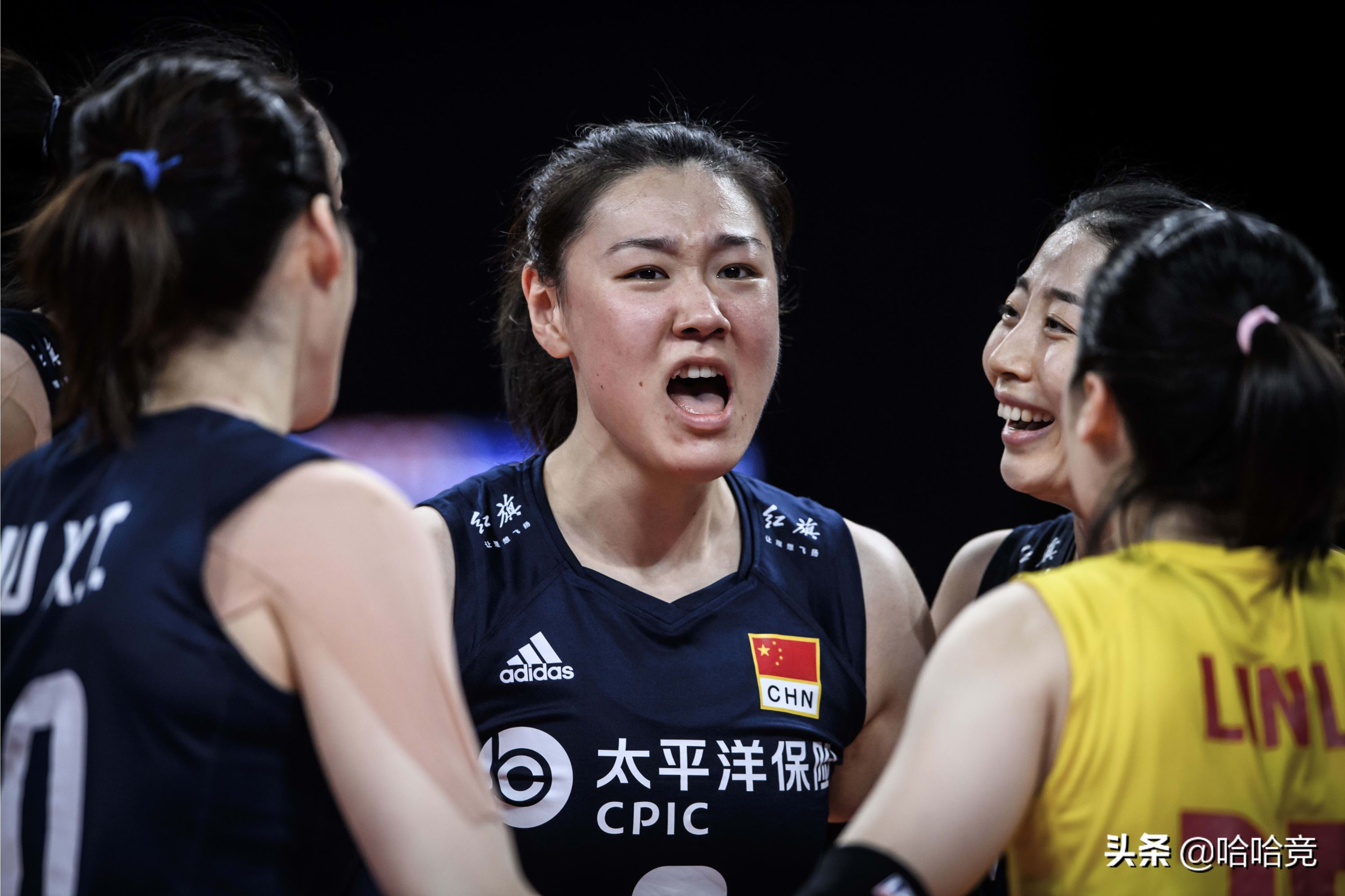 中国女排3胜4负下滑至第九，意大利替补终开胡，美土巴荷位居前四