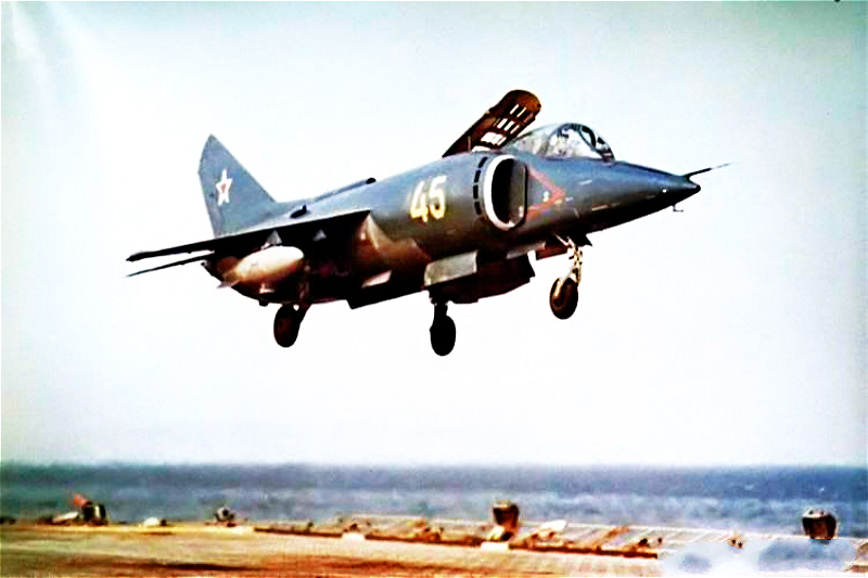 ��ά��������Ǻź�ĸ�����ۺ󣬶�ӡ�ȹ�����ս��������ڣ�