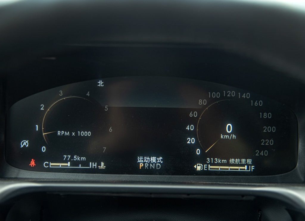 車長5.08米！全系V6發動機，50.98萬起售，林肯飛行家到底如何？