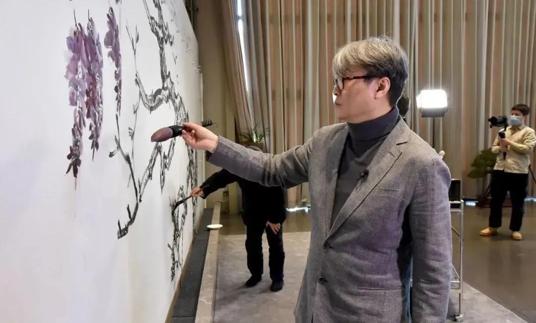 著名艺术家吴悦石、范存刚、徐里共创《春满人间》 联袂助阵2021大美之春