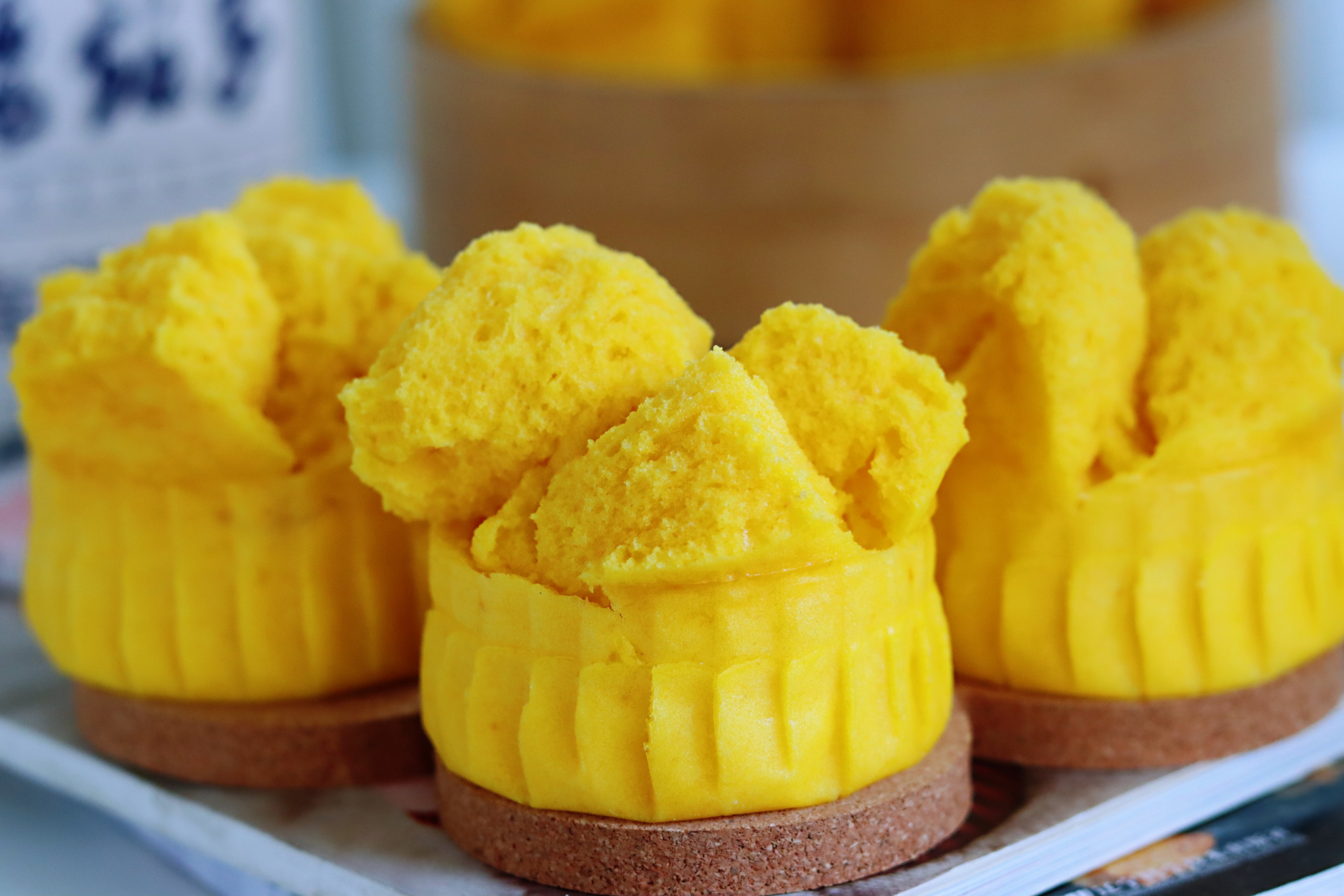 女人要多吃它，鬆軟香甜又養顏，不用揉麵，個個開花，比蛋糕好吃