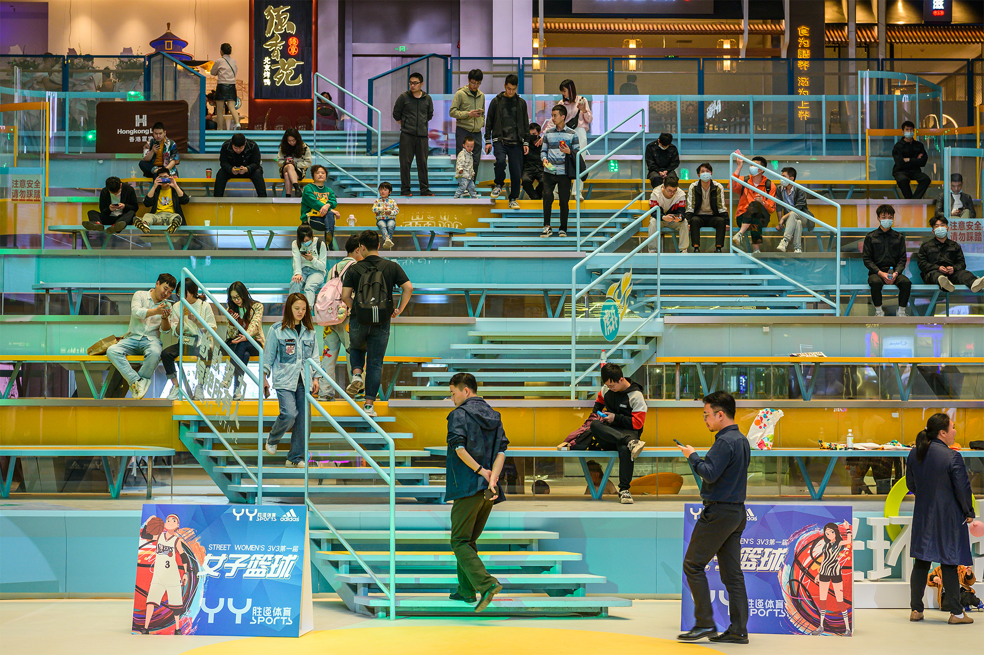 重庆光环购物公园盛大开幕 室内植物园亮相