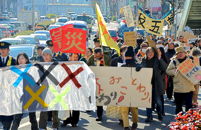 日本危急！强传染变异毒株肆虐全国，高峰死亡率竟超印度