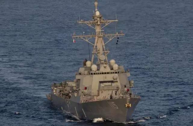 在上海附近游荡！美舰再次近距离挑衅，仅仅距