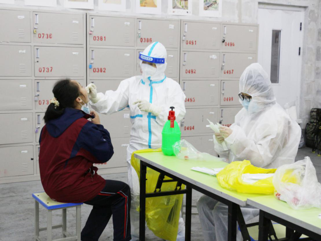 石家庄金石中学全校进行核酸检测