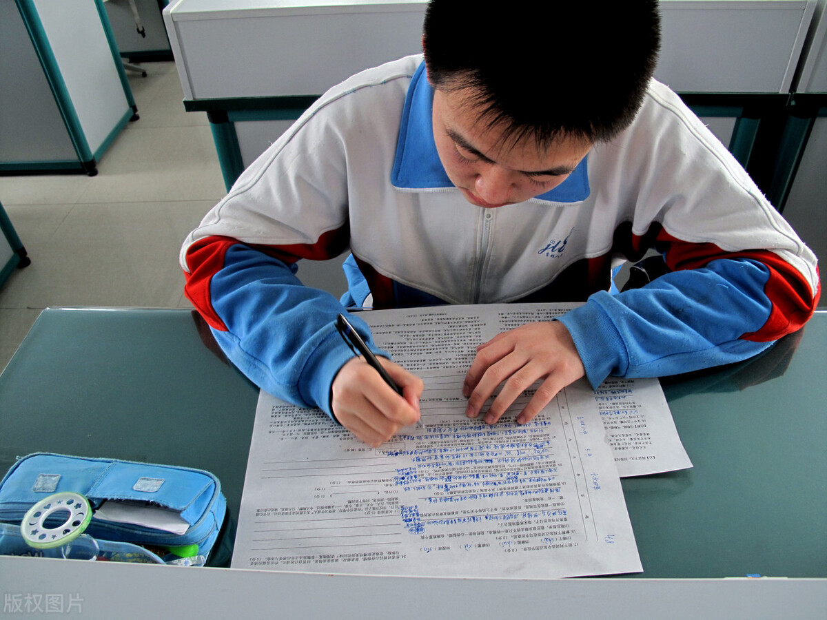 中考倒计时！学霸都在用的3个学习技巧，分享给你