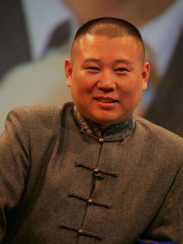 侯震：上班时间打游戏，为啥什么都不干郭德纲