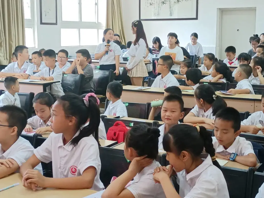 天府新区合江小学关爱留守儿童“曙光夏令营”开营仪式