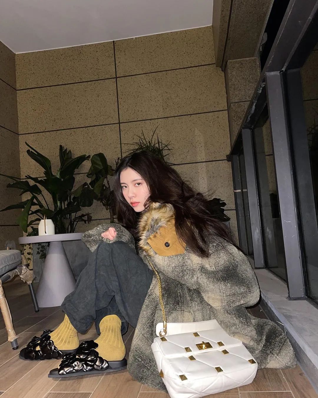 曾經看上去笨重的要命，今年卻覺得格外可愛，這雙鞋可能比男朋友還有安全感