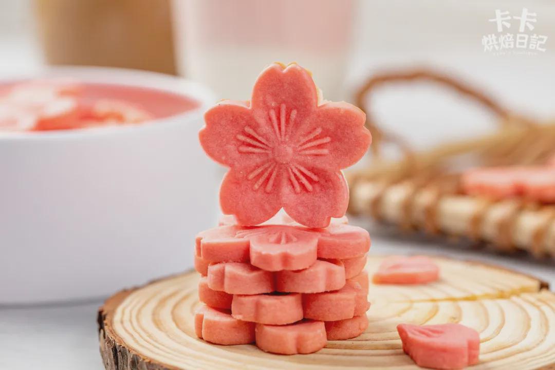 Red the small biscuit that alls over entire network! Beautiful celestial being, bite glibly crisp sweet