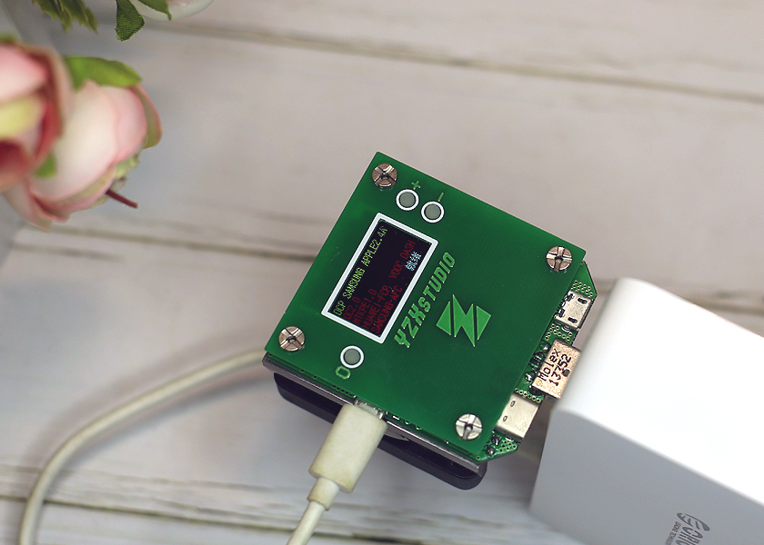 4插口5USB，好看又实用的奥睿科多功能插线板