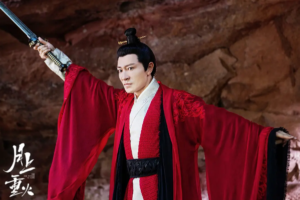 《月上重火》口碑崩塌后，《皓衣行》成爆款的