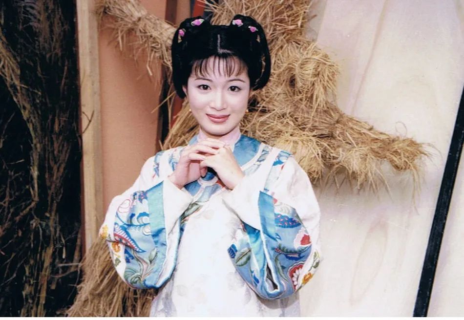 《鹿鼎记》10位主演近况：男三离婚4次，“二老