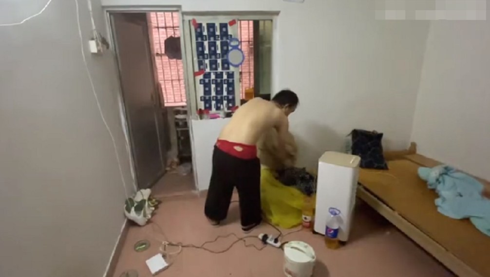 网红访26岁患癌好友，母亲将其拉黑父亲坐牢，遗书贴床头独自等死