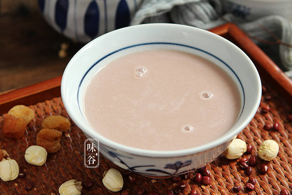 小暑后，这豆浆要常喝，比牛奶强多了，养心安神，天气越热越要喝