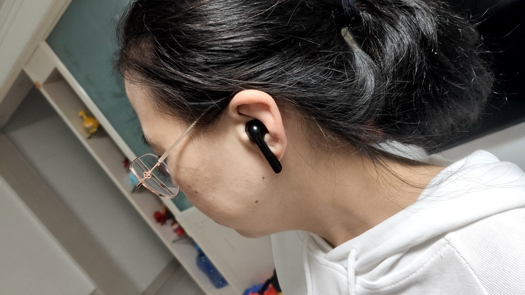 JEET ONE升级版耳机：优美曲线、音质好评、佩戴舒适
