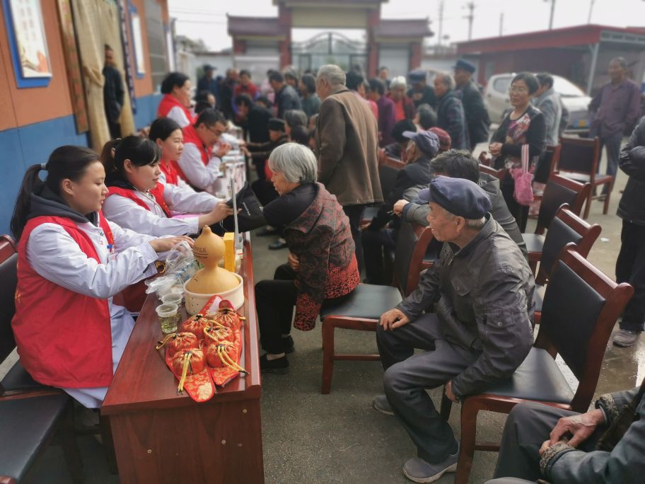 市中医院健康促进  弘扬中医药文化 为实现全民小康不懈努力