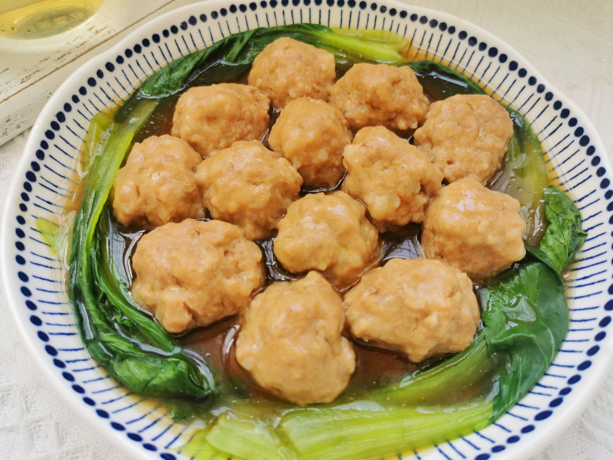 家里有孩子的，试试这道清蒸肉丸，滑嫩Q弹不上火，不油炸更健康